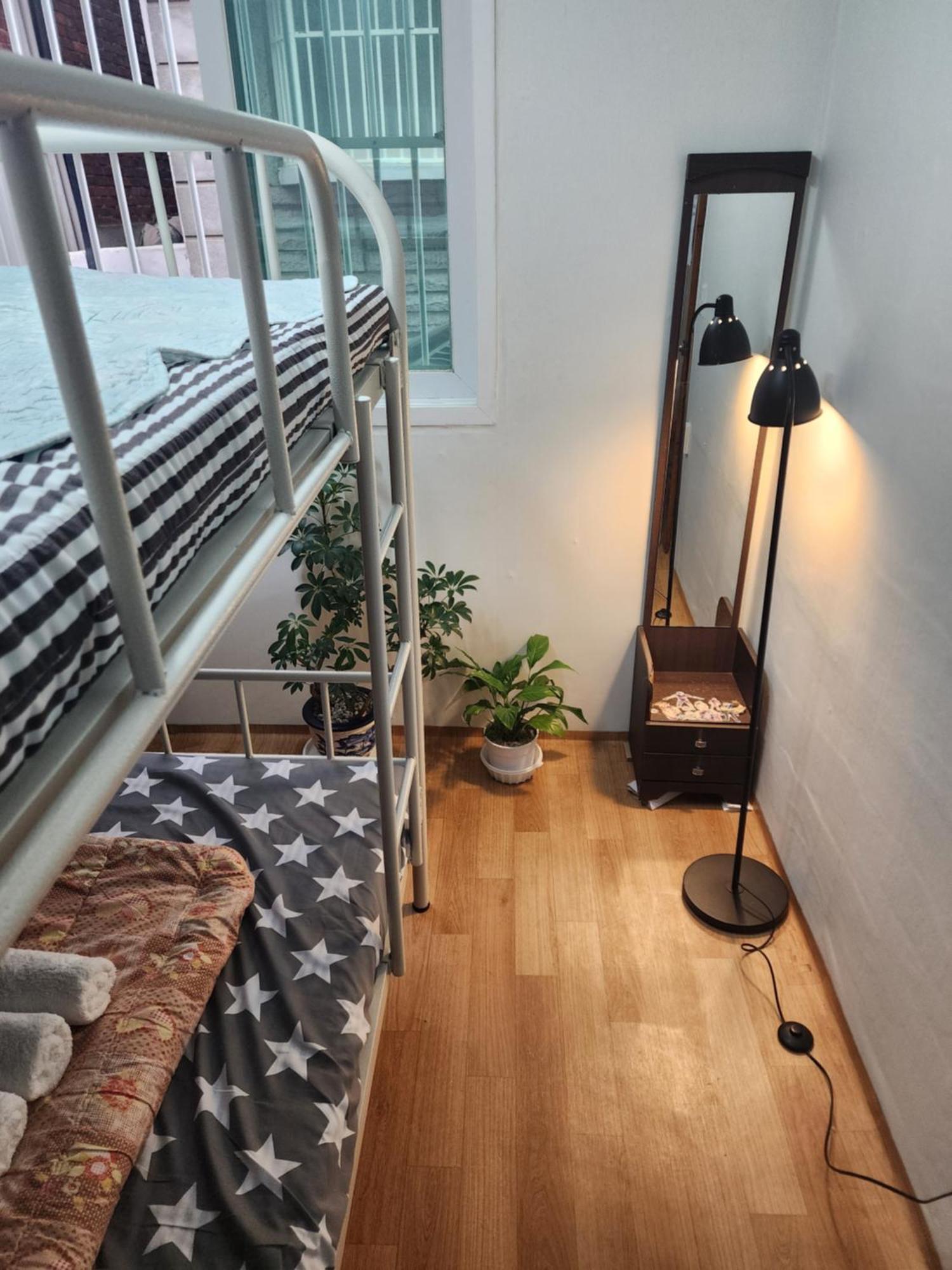 Disco Pangpang Guesthouse Incshon Szoba fotó