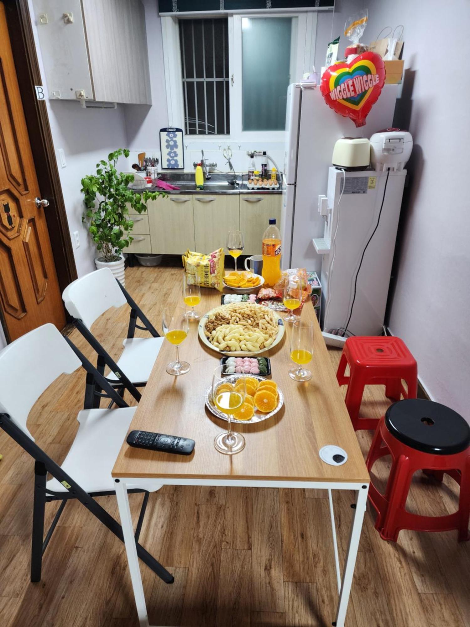 Disco Pangpang Guesthouse Incshon Szoba fotó