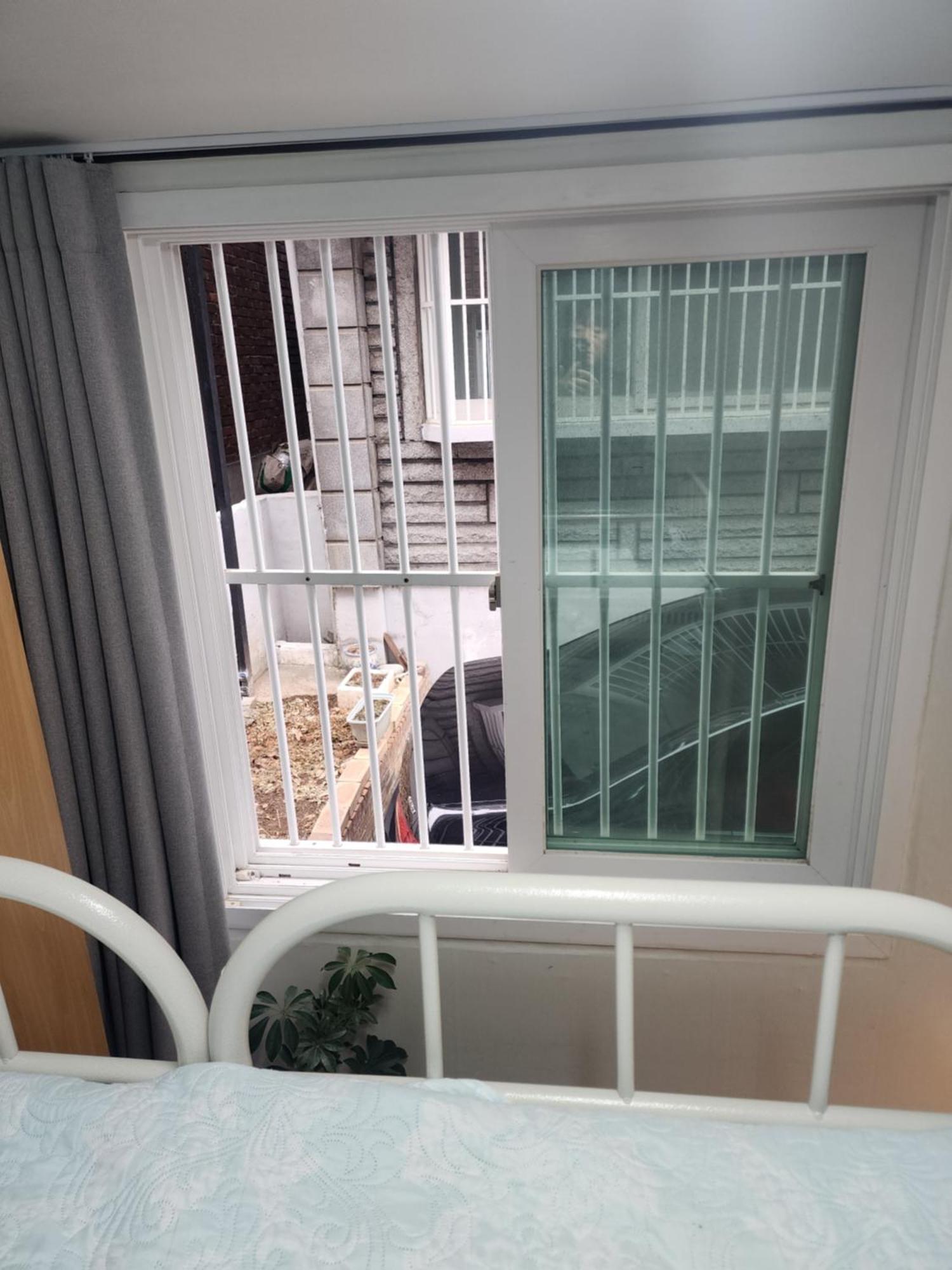 Disco Pangpang Guesthouse Incshon Szoba fotó